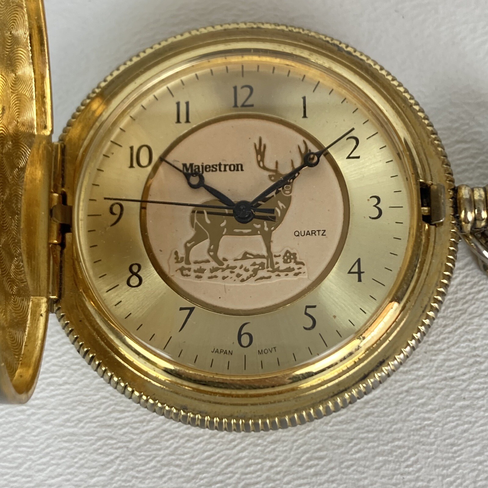 Majestron Deer Hunter Pocket Watch Men Gold Silver Tone 48mm w/Chain