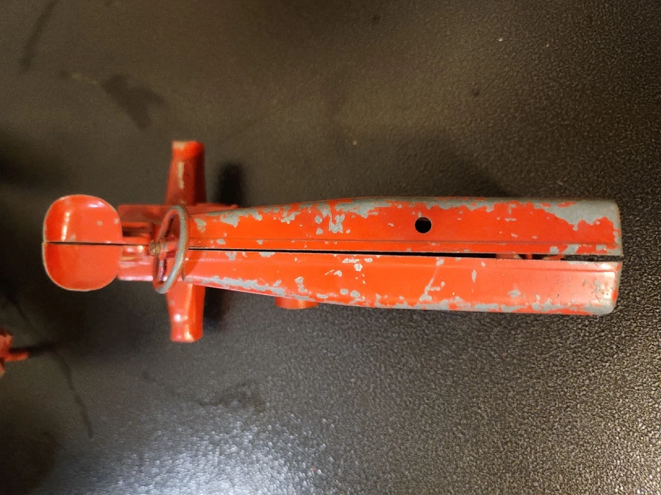 Vintage 1950s-60s Ertl Tru-Scale Farmall Toy Tractor PARTS LOT 4 Pieces - Image 3 of 4