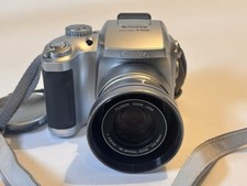 Fujifilm Finepix Digital Camera S3000 Tested and Working Silver 6x Optical zoom