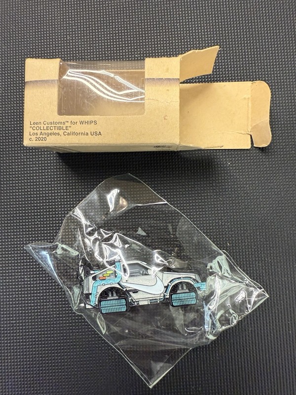 Leen Customs Pin SNKRWHIPS Air Mag Limited Edition Pin LE 500