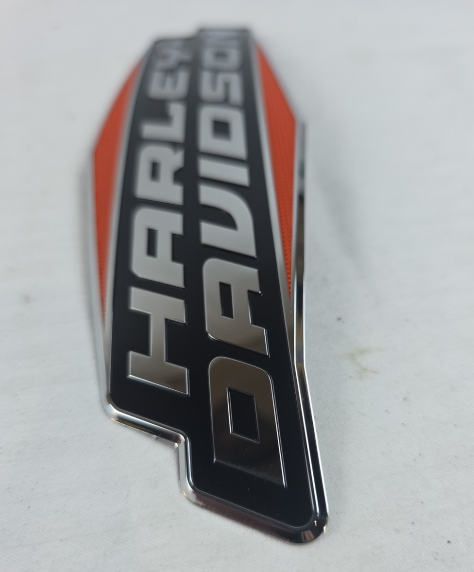 HARLEY-DAVIDSON GENUINE TOURING GAS TANK EMBLEMS 14101841 14101842