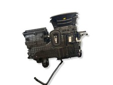 TOYOTA YARIS CROSS MXP ANSAUGSTUTZEN LUFTEINLASS 82212K0020 8978402270 35705155