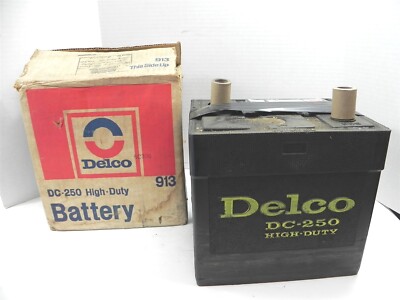 VINTAGE 1970S GM DELCO DC-350 HIGH DUTY BATTERY COMMERCIAL FLEET IN OG BOX RARE 