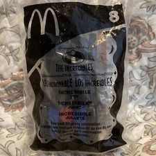 2004 McDONALD'S DISNEY PIXAR THE INCREDIBLES INCREDIBILE CAR 8 TOY