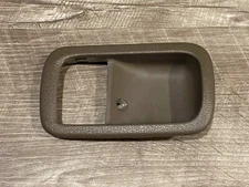 1995-97 Toyota Land Cruiser Interior Genuine Right inner Door Handle Bezel Tan