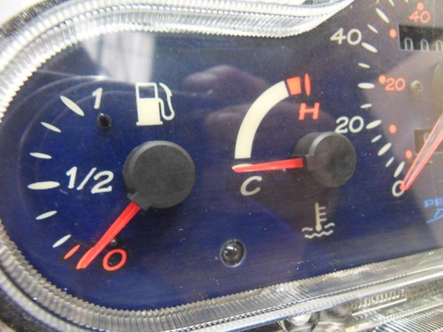 Peugeot Elyseo 125cc Clocks / speedo / instrument cluster (19 miles) - Picture 9 of 9