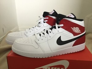 aj1 mid chicago