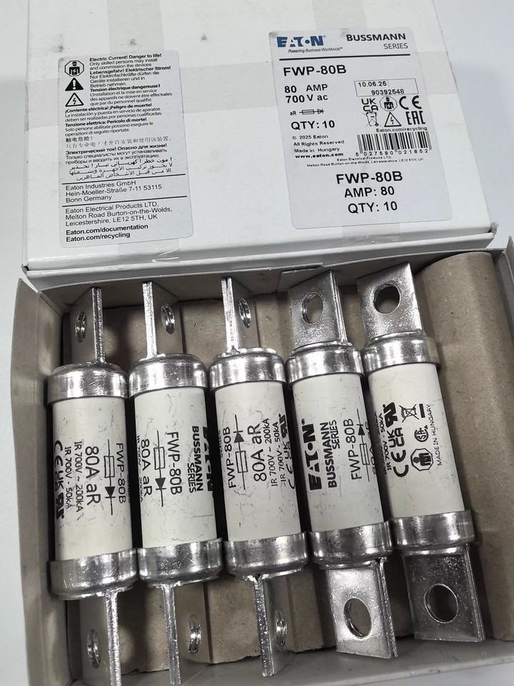 Bussmann FWP-50B (FWP50B) 50Amp (50A) 700V Fusible de acción rápida Bussmann FWP-50B (FWP50B) 50Amp (50A) 700V Fusible de acción rápida