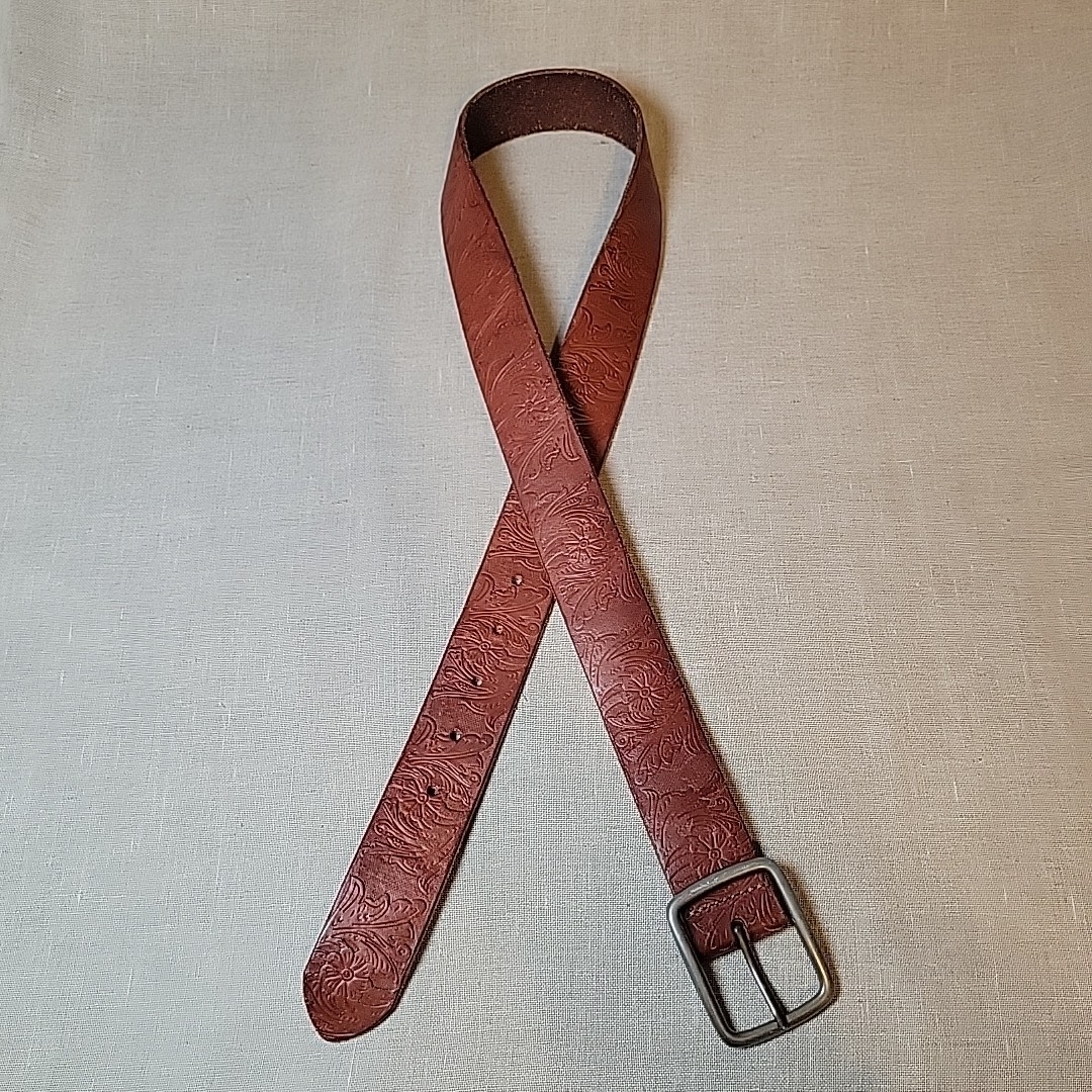 Gap S Embossed Floral Scroll Pattern Brown Leathe… - image 5