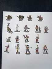 Dungeons Dragons other RPG Rare Vintage Metal Miniatures Lot of 18