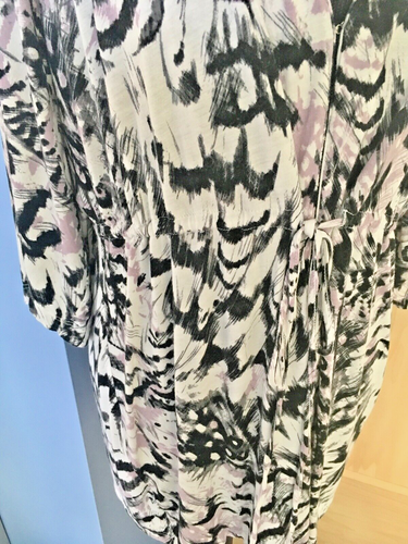 Valerie Bertinelli Abstract Print Top - Size 1X - Picture 3 of 8