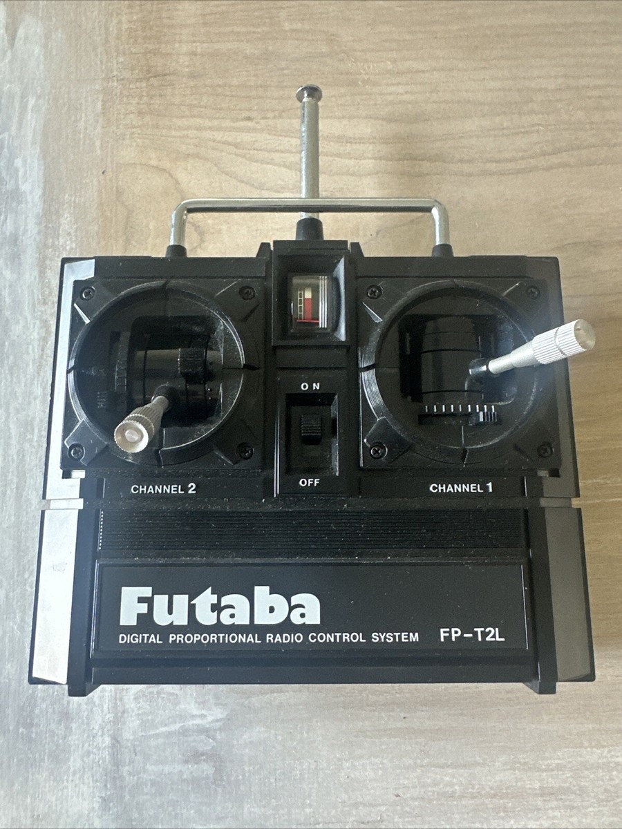 Futaba Digital Proportional Radio Control System Fp-T2L 75.790 MHz