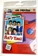 Package of 8 One Direction 1D Party Invitations