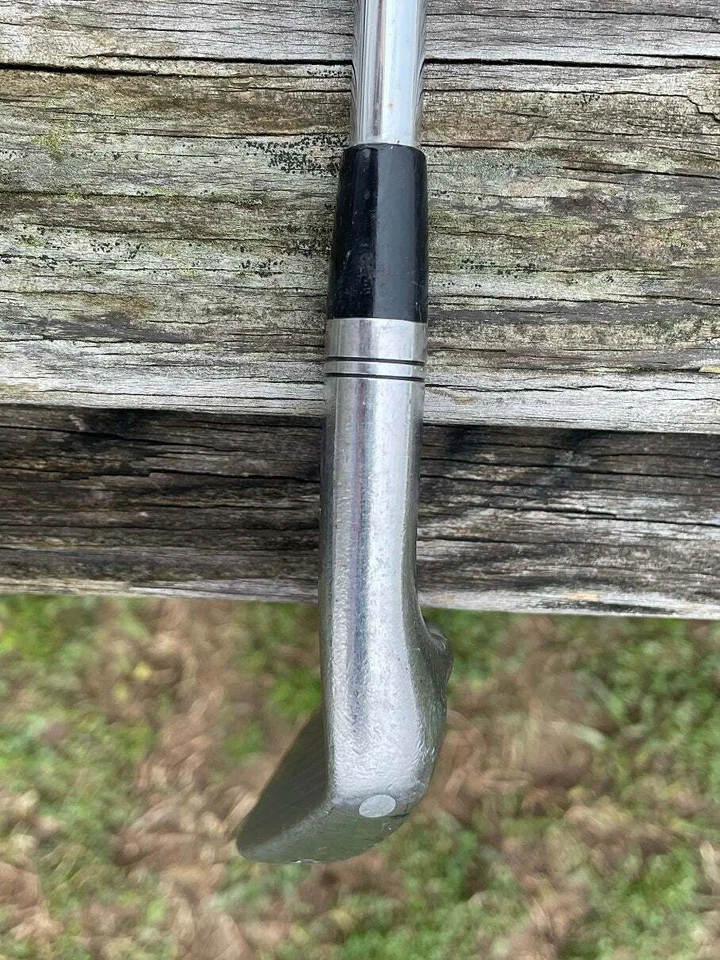 Titleist 735•CM Forged 8 Iron DG R300 Regular Flex Shaft Golf Pride M580 Grip - Image 4 of 4