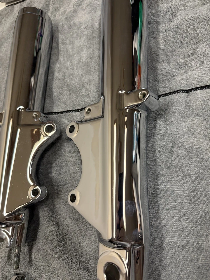 Harley PATAS DE HORQUILLA CROMADAS PATAS DE HORQUILLA TOURING 1986 A 1999 EXCAVADORA venta directa Foto 2 de 4