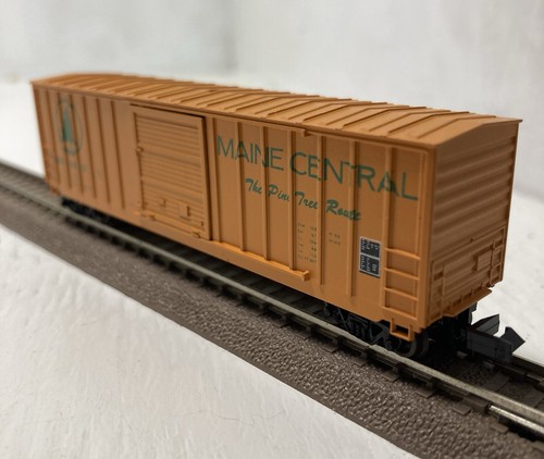 COCHE DE CAJA ROUNDHOUSE ESCALA N 8314 MAINE CENTRAL 50 FT R/N MEC 31637 CON CAJA | Zustand: Used