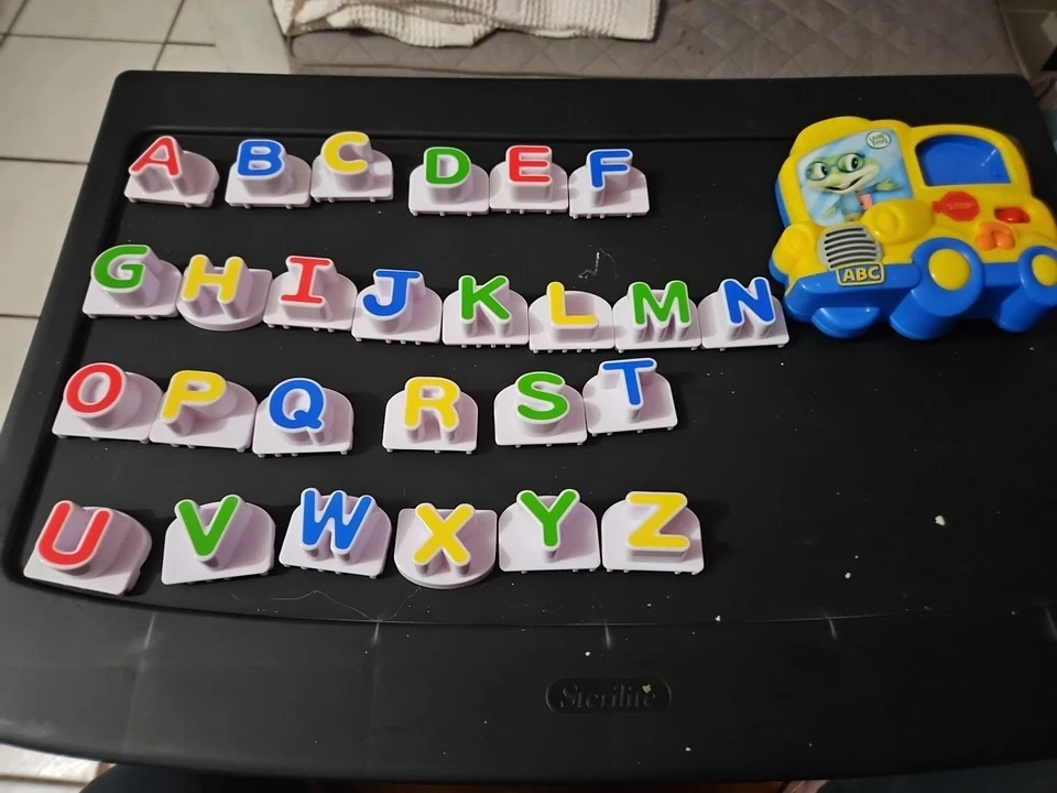 LeapFrog Word Bus Magnetic ABC’s Letters Piece Fridge Phonics Learning - Image 3 of 4