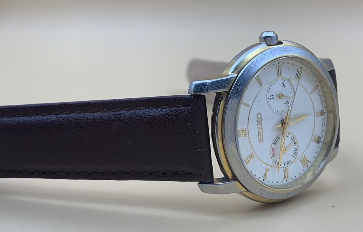 Seiko “Water Resistant” gold paint Dial automatic Quartz Japan