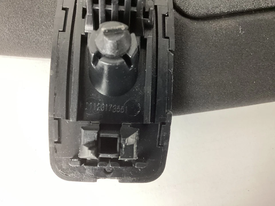 Parasol delantero derecho Mercedes-Benz C300 2008-2014 A2218172320 OEM Foto 3 de 4