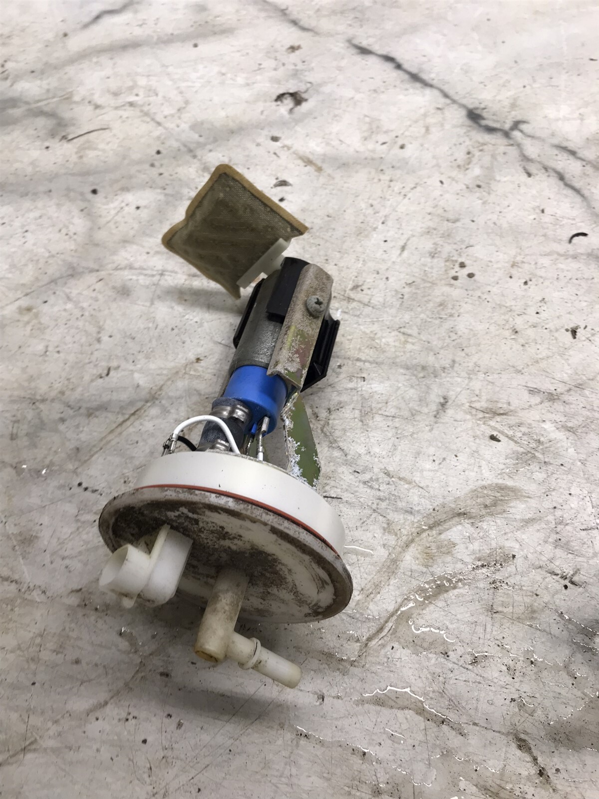 16 Polaris RZR 170 Razor petrol gas fuel pump