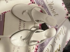H and M - White Summer Sandals - 39 - Kitten Heels - Strapless