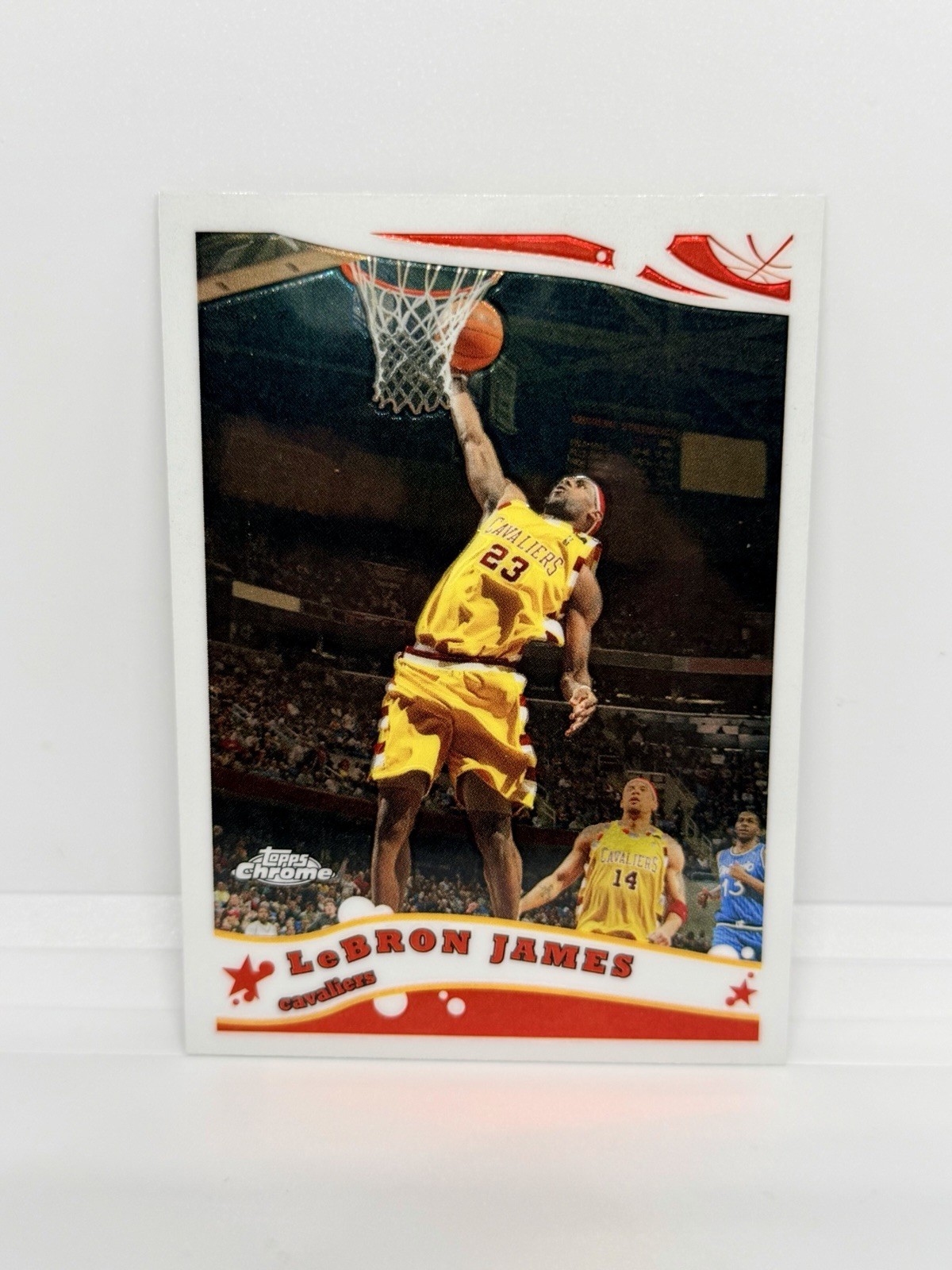 2005-06 Topps Chrome LEBRON JAMES Cleveland Cavaliers #102