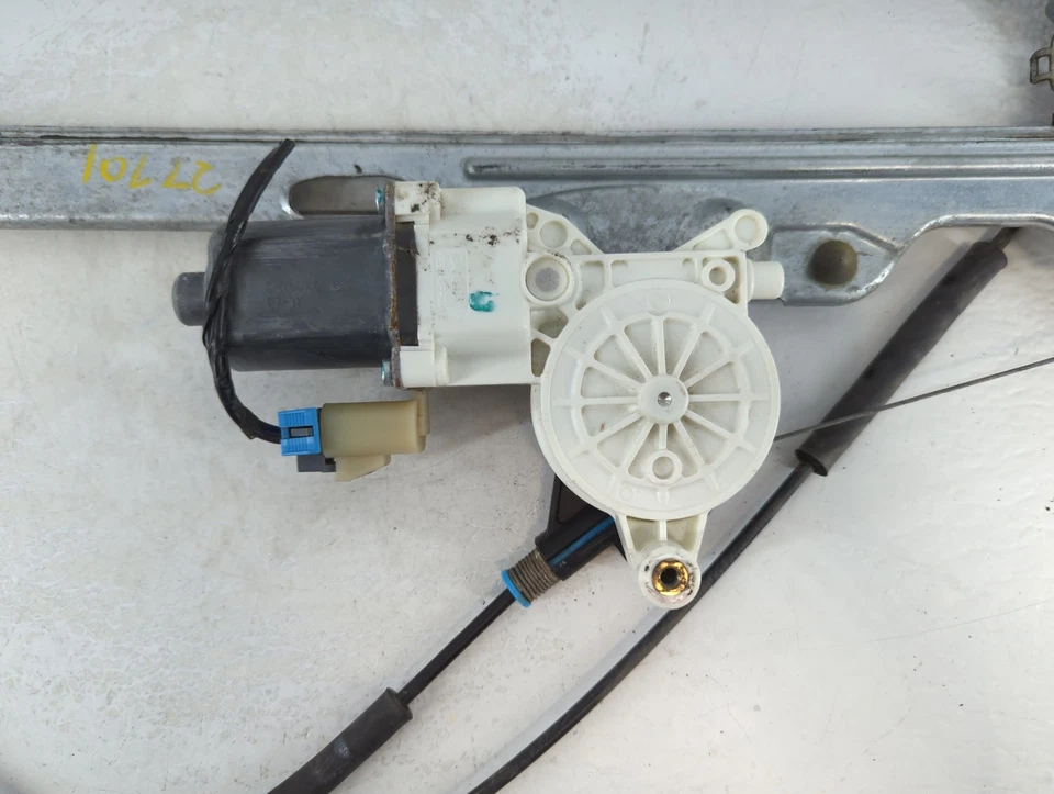 Chevrolet Avalanche 1500 Passenger Rear Right Power Window Motor UN2EJ - Image 3 of 4