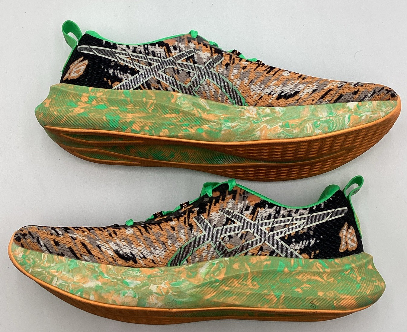 Asics Noosa Tri 16 Black/New Leaf Running Shoes Size 13