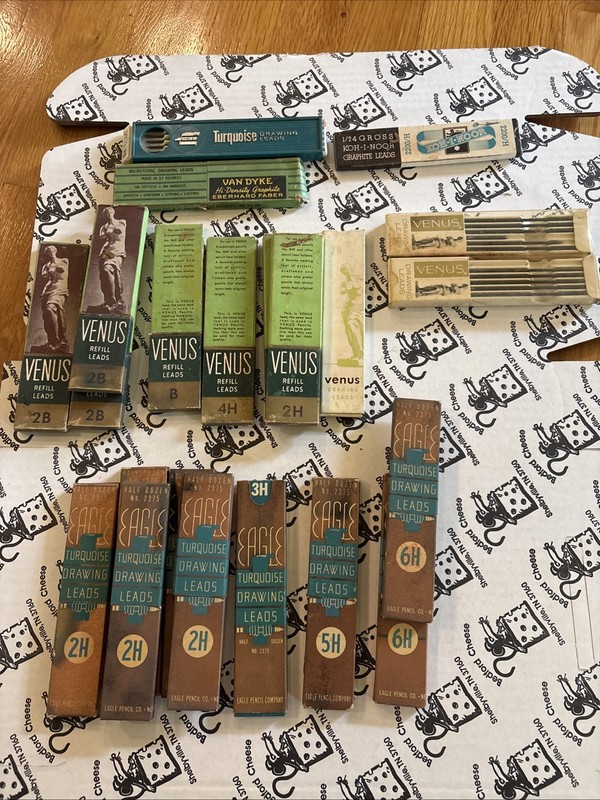 Vintage Graphite Drawing Lead LOT  Eagle , Venus Koh-I-Noor READ