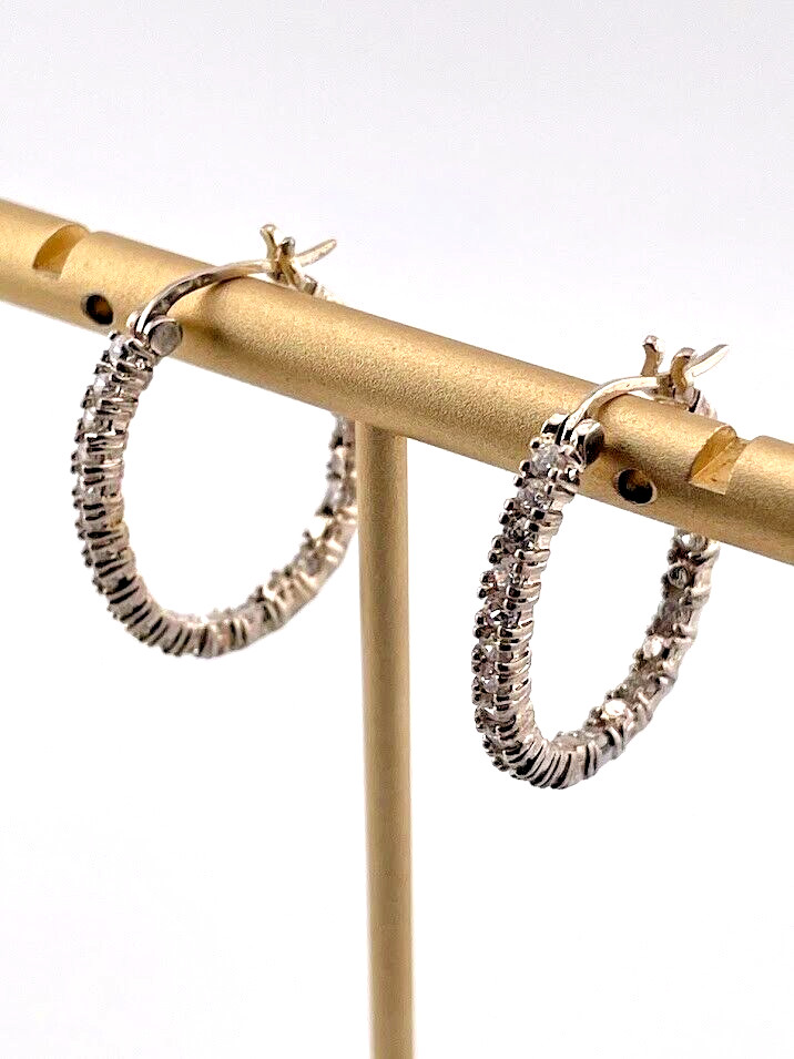 925 Sterling Silver Cz Inside Out Oval Hoop Earrings 1
