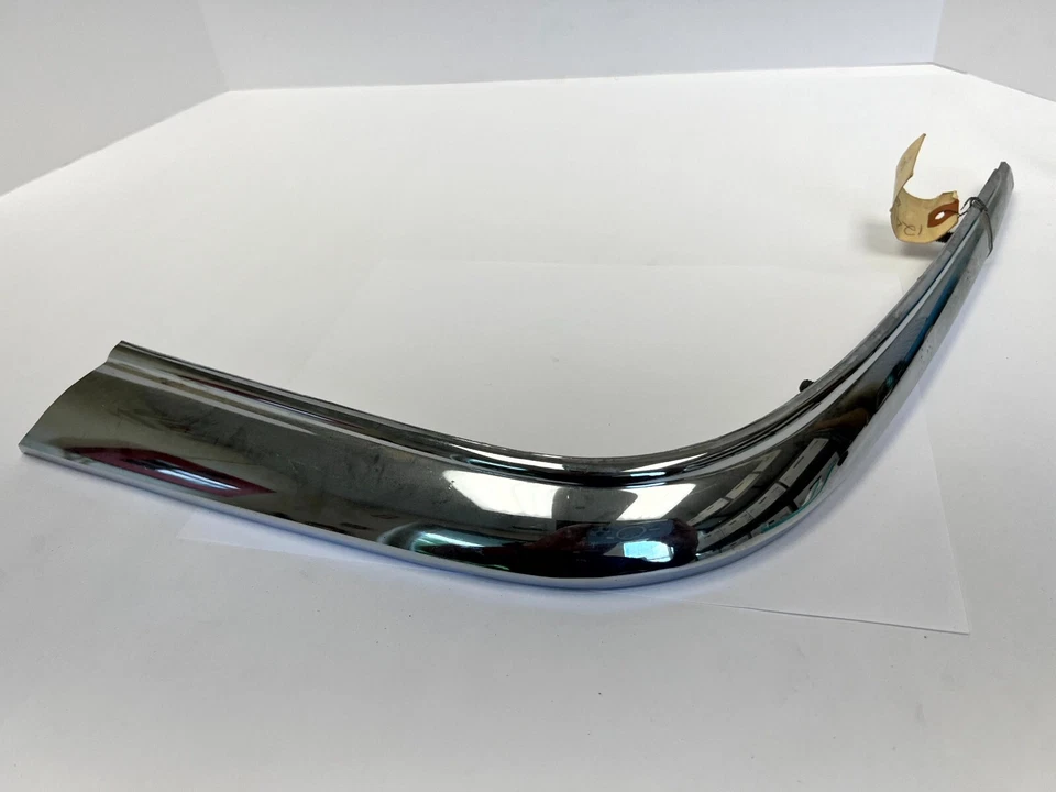 1949 Desoto S-13 переднее левое крыло со стороны водителя хромированная отделка молдинг 1241943 новое из старых запасов. - Изображение 3 из 4