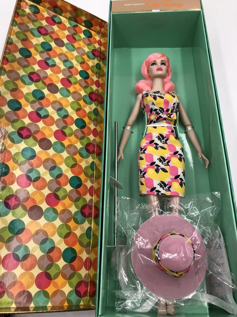 PINK LEMONADE POPPY PARKER 2021 Club Exclusive Fashion Royalty