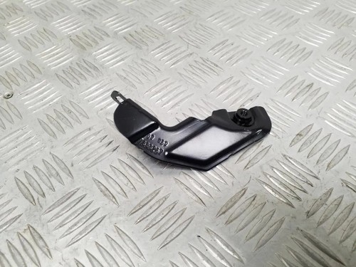 BMW 3 G20, G28 Kotflügelhalter vorne links 7488119 2019 25119243