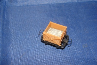 HOe EGGER-BAHN CARTON WITH GRAVEL LOAD ELECTRIC TRAIN 203