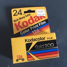 Kodacolor Gold 200 Film 126-24 New Vtg Kodak 28x28mm Exp. 11/1990 NOS