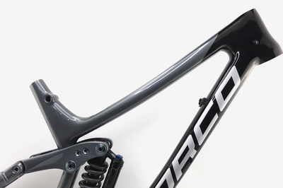 CC231 EUROBIKE タイヤ　フレーム NEW Norco Aurum C7 DH Carbon Mountain Bike Frame XL 27.5'' +
