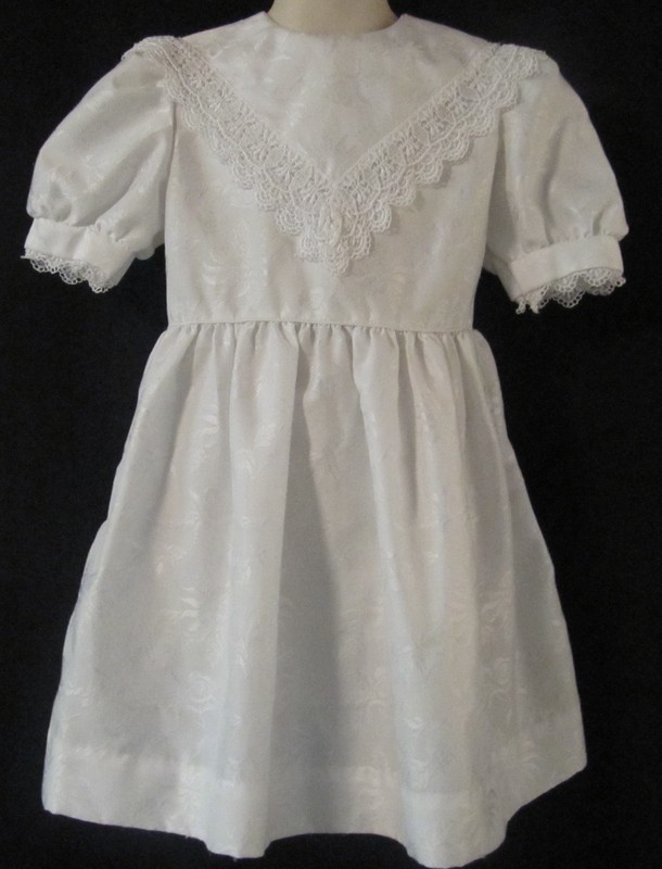 Peaches and Cream Short Sleeve White Dress with Lace Size 6