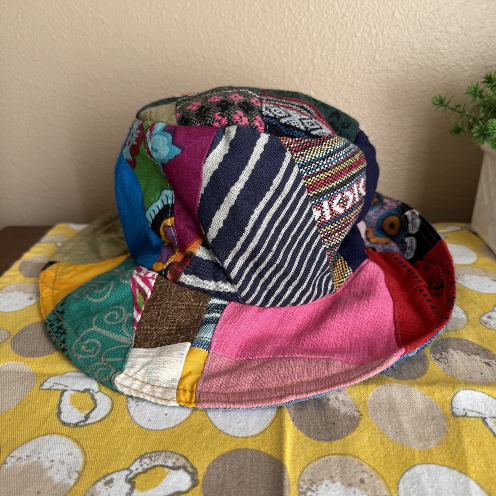 Vintage style patchwork mixed pattern bucket hat - image 2