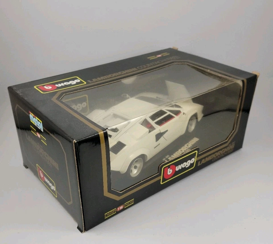 Burago Diamonds: Lamborghini Countach - Blanco (1988) Diecast Car escala 1:18 3047 Foto 2 de 4