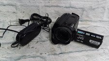 JVC GZ-HD6U FULL HD CAMCORDER-120GB BUILT-IN- 10X OPTICAL-3CCD WORKS / READ r2