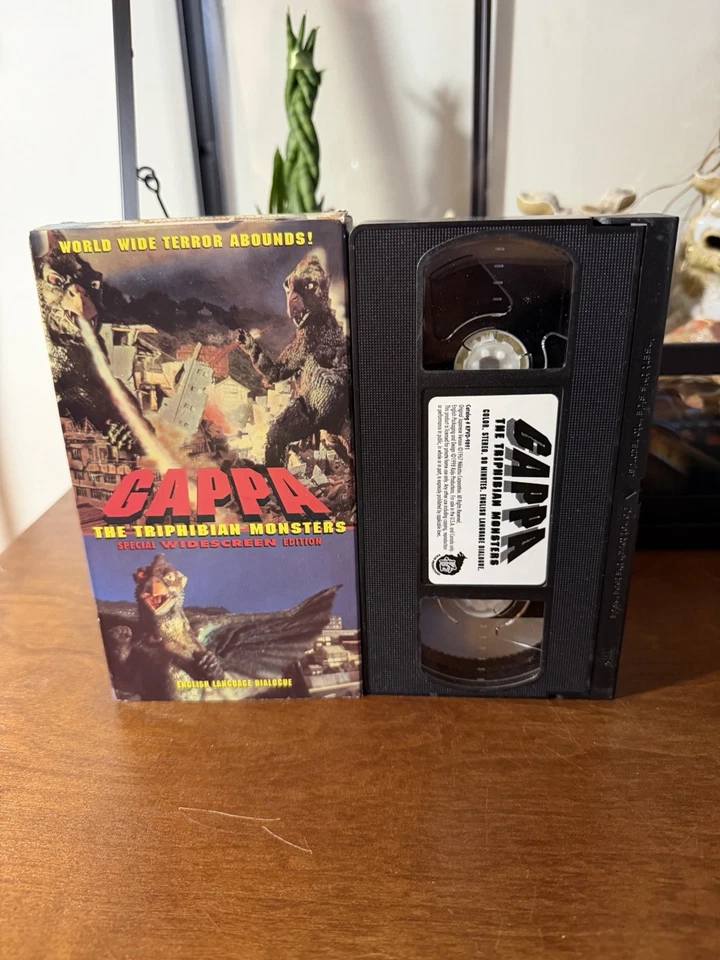 1998 GAPPA The Triphibian Monsters VHS Widescreen 90min Color Eng Dub RARE - Image 4 of 4