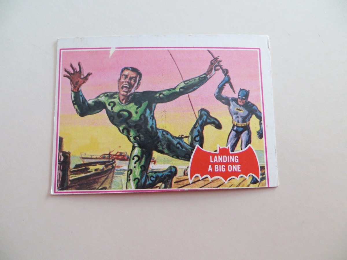 1966 TOPPS BATMAN RED BAT PUZZLE BACK BUBBLE GUM CARD 11A, RIDDLER