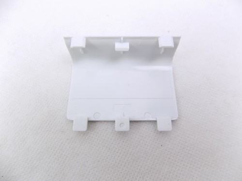 Brand New Xbox One Battery Door Back Plate Lid Cover - White - Picture 3 of 3