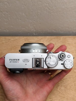 95%NEW -Fujifilm X100V 26.1MP Compact Camera Silver English Silver