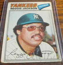 1977 Topps Reggie Jackson #10 baseball card - New York Yankees - HOF