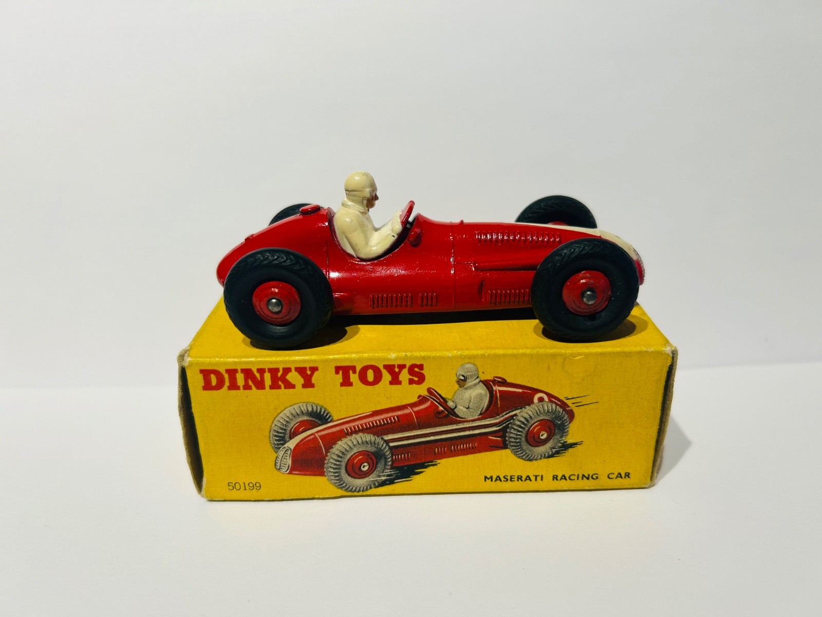 Dinky 23a, Racing Car - Free Price Guide & Review