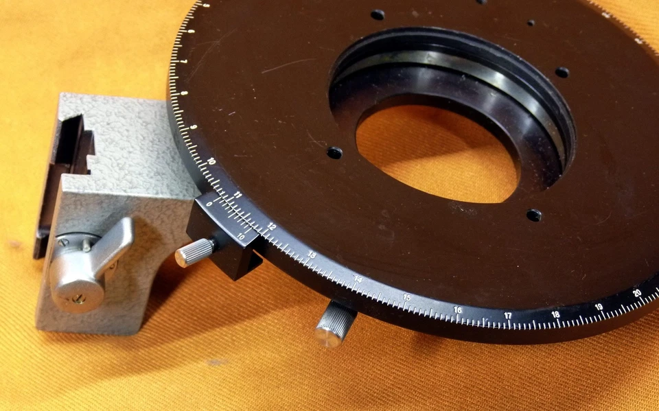 Zeiss West Mikroskop: Anklemmbarer Tischträger + Pol - Drehtisch für Stemi III - Bild 3 von 4