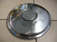 BMC Riley Kestrel  1100 / 1300 used original hub cap with "Riley" Badge