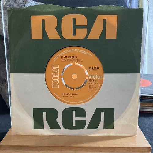 Elvis Presley Burning Love 1972 RCA Records Original UK 7" 45 single Excellent