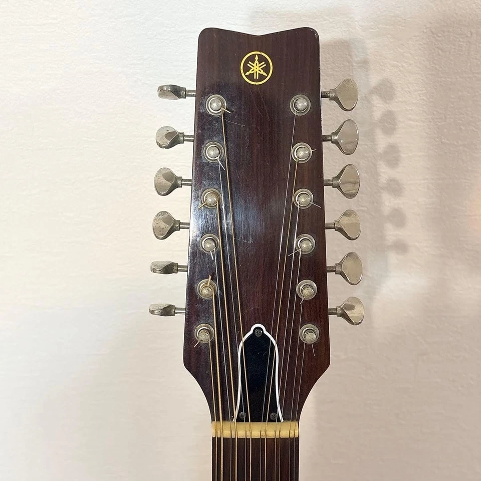 Guitarra acústica Yamaha Red Label FG-230 12 cuerdas con estuche rígido Foto 3 de 4